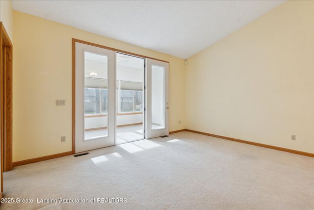 1409 Weatherhill Court, East Lansing, MI 48823