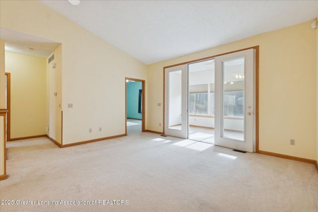 1409 Weatherhill Court, East Lansing, MI 48823