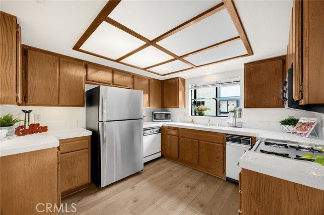 3878 Howard Avenue 8, Los Alamitos, CA 90720