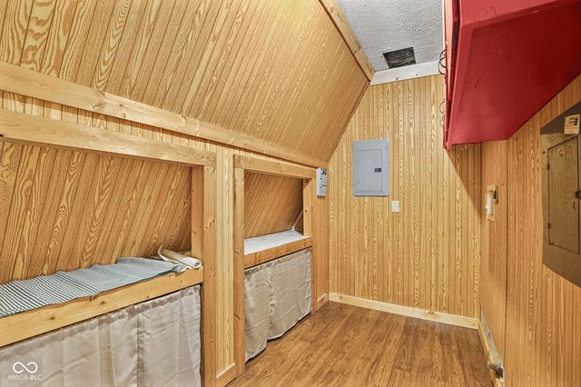 1503 E 600 S, Anderson, IN 46013