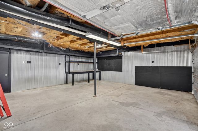 1503 E 600 S, Anderson, IN 46013