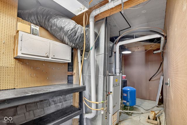 1503 E 600 S, Anderson, IN 46013