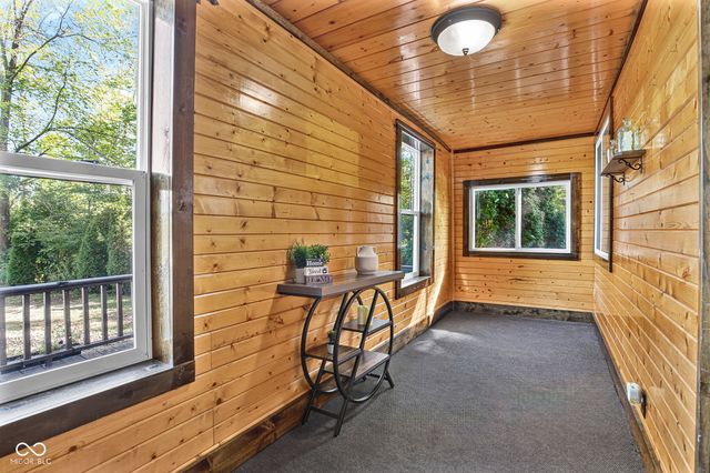 1503 E 600 S, Anderson, IN 46013