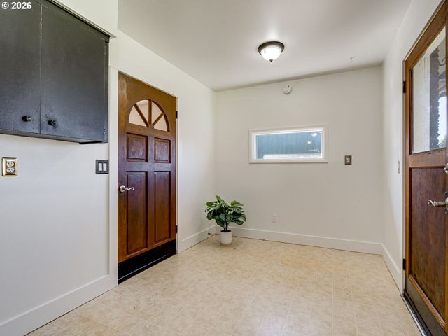 7412 Ne 121ST Ct, Vancouver, WA 98682