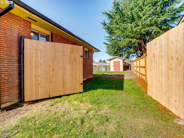 7412 Ne 121ST Ct, Vancouver, WA 98682