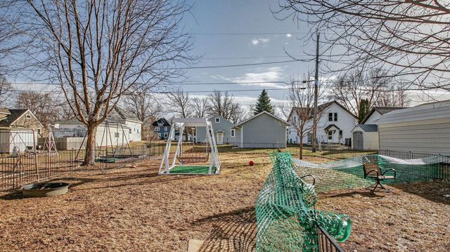 512 W Evans Street, Rice Lake, WI 54868