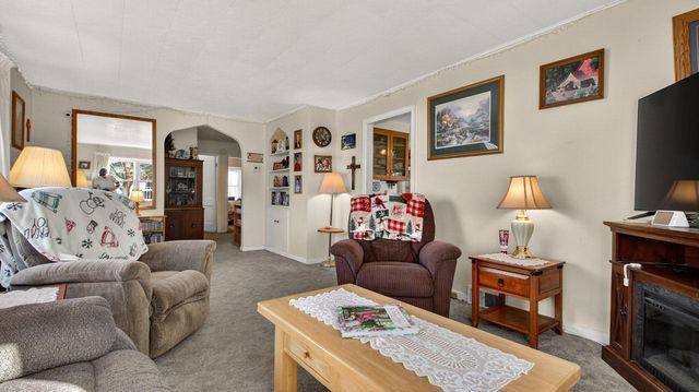 512 W Evans Street, Rice Lake, WI 54868