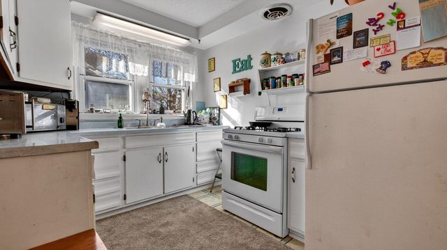 512 W Evans Street, Rice Lake, WI 54868