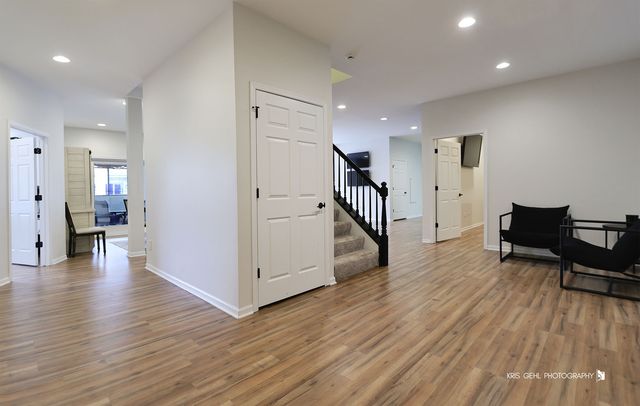 21827 W RIVIERA Court, Mundelein, IL 60060