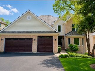 21827 W RIVIERA Court, Mundelein, IL 60060