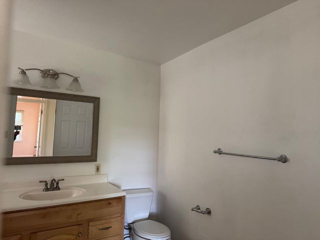 4656 N 5th Street, Fresno, CA 93726