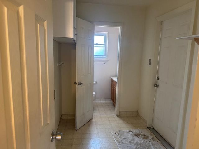 4656 N 5th Street, Fresno, CA 93726