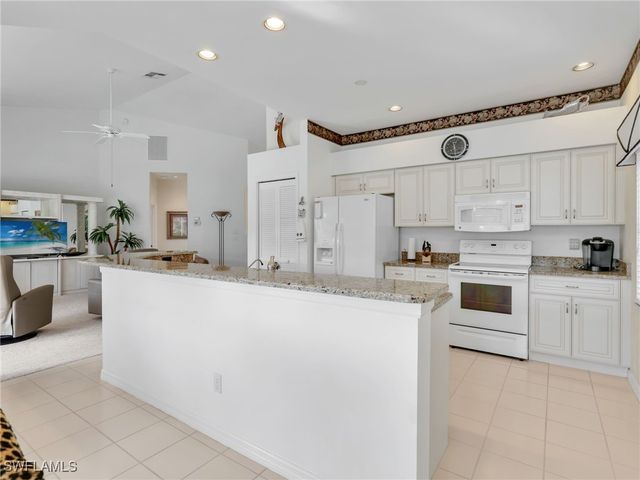 7100 Falcons Glen BLVD, Naples, FL 34113