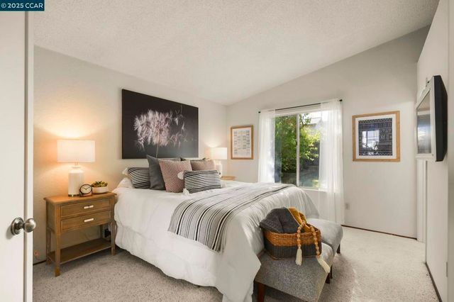 1701 Pine Ct, Oakley, CA 94561