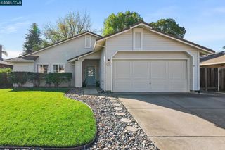 1701 Pine Ct, Oakley, CA 94561