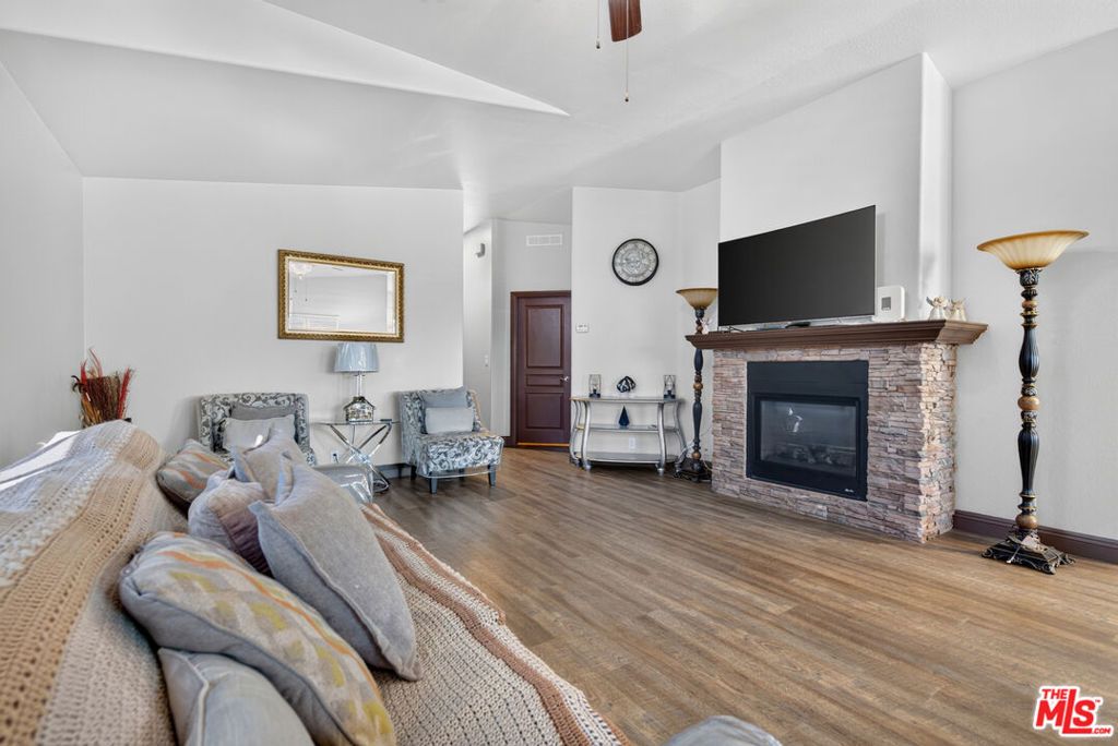3595 Santa Fe Avenue 162, Long Beach, CA 90810 — photo 5