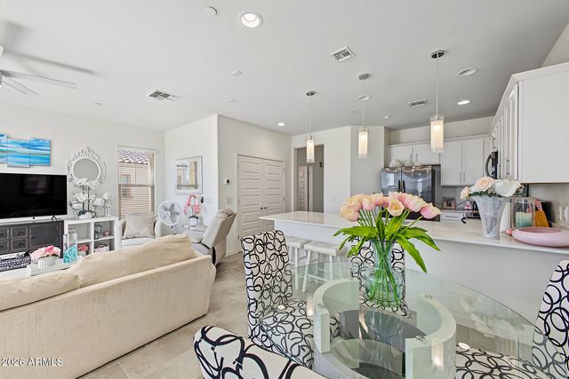 4043 E Pony Lane, Gilbert, AZ 85295