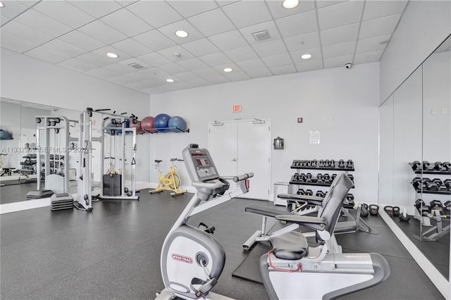 725 NE 22nd St PH1A, Miami, FL 33137