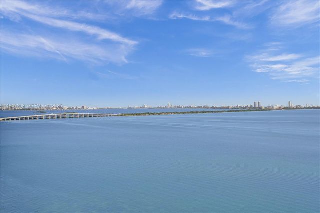 725 NE 22nd St PH1A, Miami, FL 33137