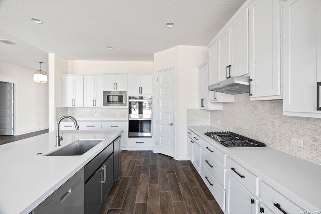 92 SIMPATICO, Boerne, TX 78006