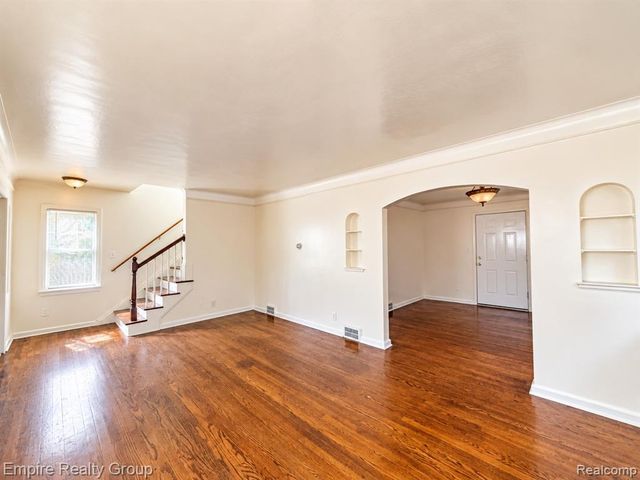 14481 Maddelein Street, Detroit, MI 48205