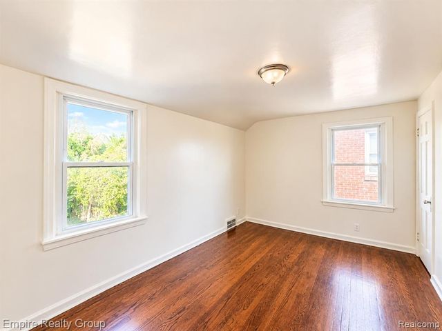 14481 Maddelein Street, Detroit, MI 48205