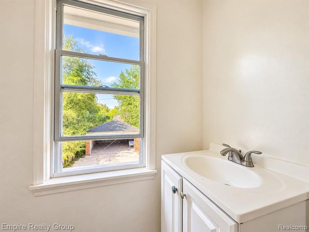 14481 Maddelein Street, Detroit, MI 48205