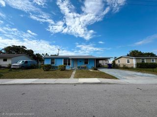 1117 W 23rd Street, Riviera Beach, FL 33404