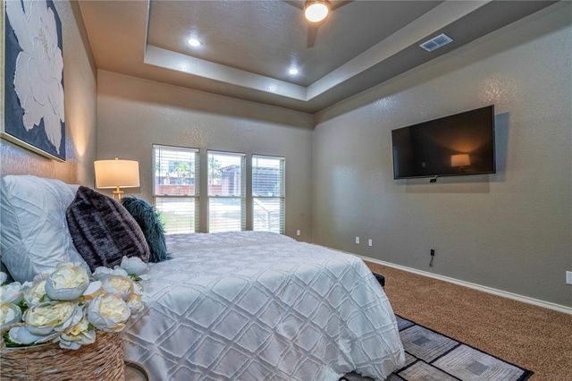 14841 Santa Gertrudis Dr, Corpus Christi, TX 78410