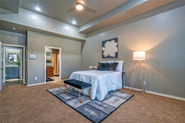 14841 Santa Gertrudis Dr, Corpus Christi, TX 78410