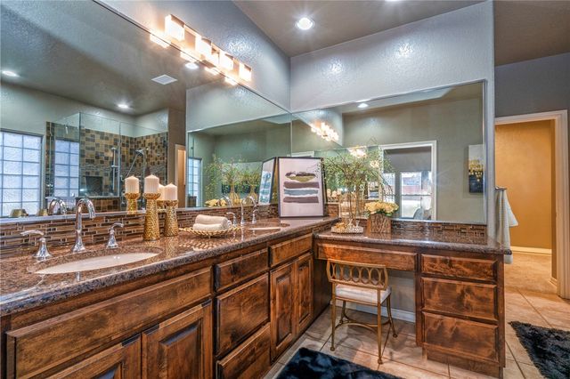 14841 Santa Gertrudis Dr, Corpus Christi, TX 78410
