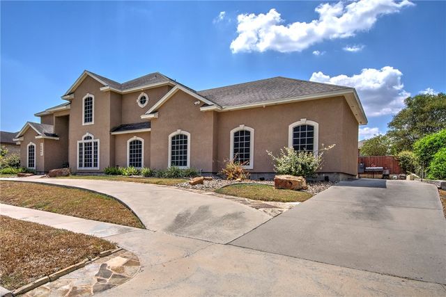 14841 Santa Gertrudis Dr, Corpus Christi, TX 78410