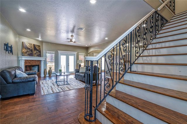 14841 Santa Gertrudis Dr, Corpus Christi, TX 78410