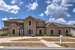 14841 Santa Gertrudis Dr, Corpus Christi, TX 78410