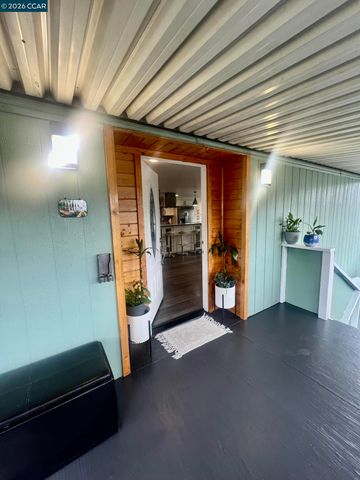 161 Suez Dr, Pacheco, CA 94553