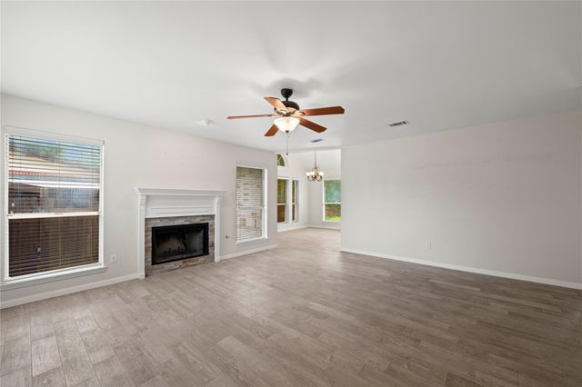 709 Firethorn LN, Round Rock, TX 78664