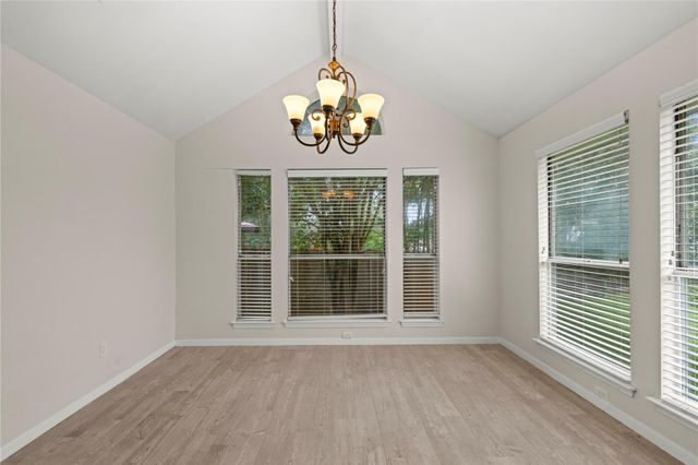 709 Firethorn LN, Round Rock, TX 78664