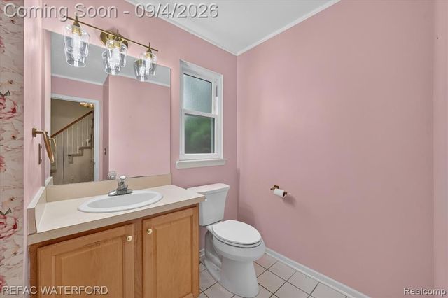 4380 Red Oak Boulevard, Waterford, MI 48329