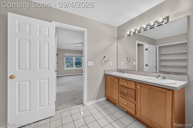 4380 Red Oak Boulevard, Waterford, MI 48329