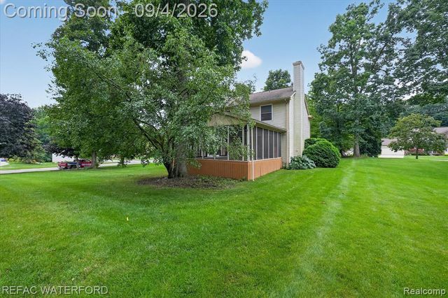 4380 Red Oak Boulevard, Waterford, MI 48329