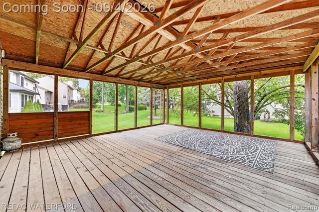 4380 Red Oak Boulevard, Waterford, MI 48329