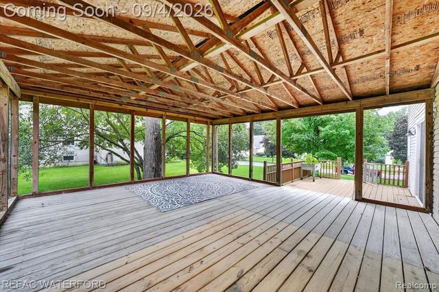 4380 Red Oak Boulevard, Waterford, MI 48329