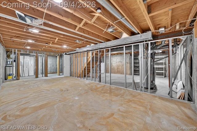 4380 Red Oak Boulevard, Waterford, MI 48329