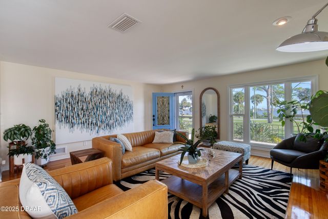 926 S Beach Street, Ormond Beach, FL 32174