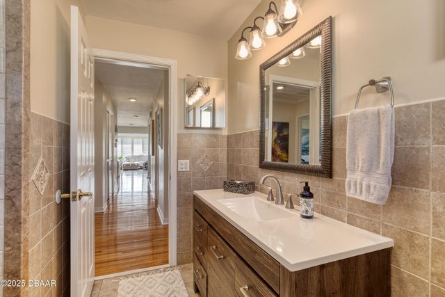 926 S Beach Street, Ormond Beach, FL 32174