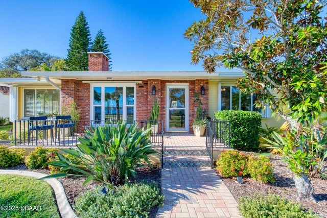 926 S Beach Street, Ormond Beach, FL 32174