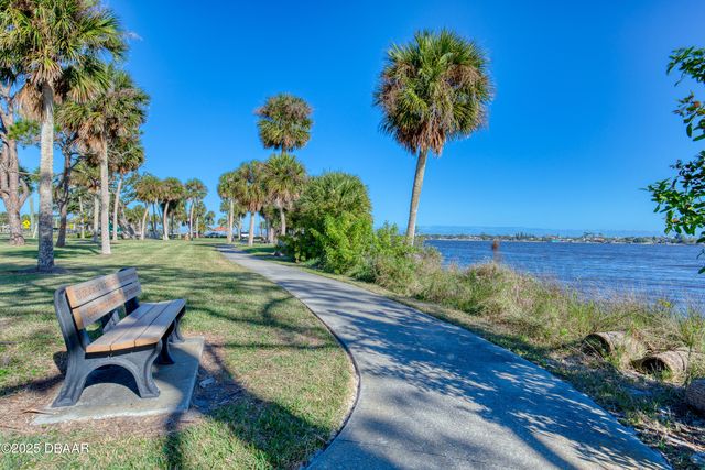 926 S Beach Street, Ormond Beach, FL 32174