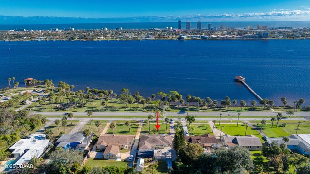 926 S Beach Street, Ormond Beach, FL 32174