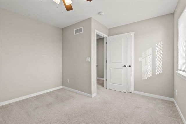 4233 Mourning Dove Drive, Waterloo, IA 50702