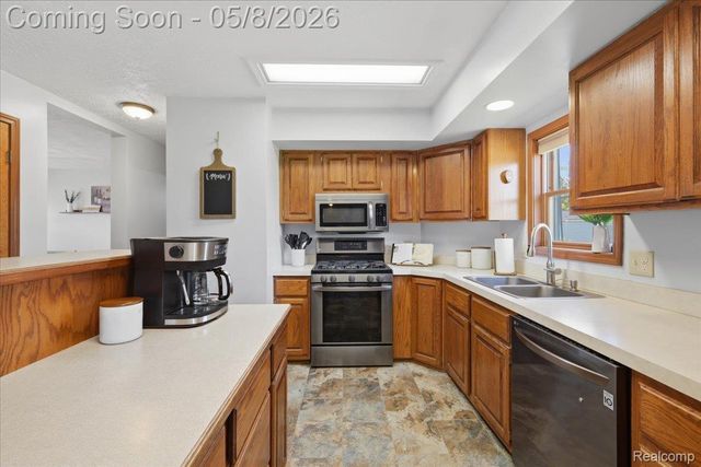 9514 Aspen View Drive, Grand Blanc Charter Township, MI 48439